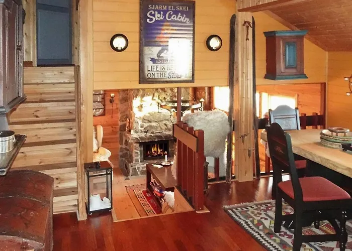 10 Person In Svingvoll-by Traum *