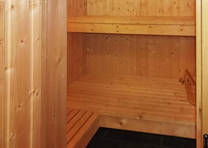 10 Person In Svingvoll-by Traum Feriehus *